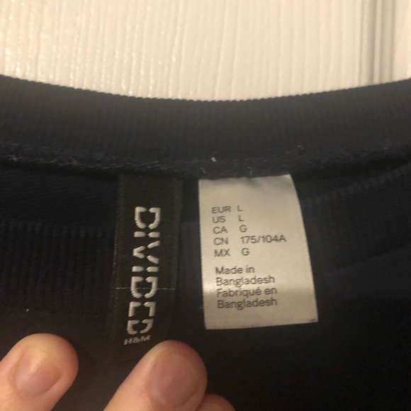 Great condition H&M colourblock long sleeve - Picture 3 of 3